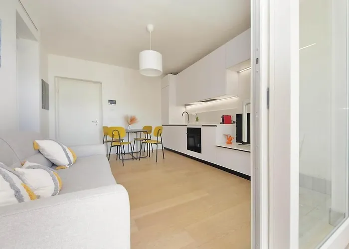 Contemporary By Luxury Getaways Rome